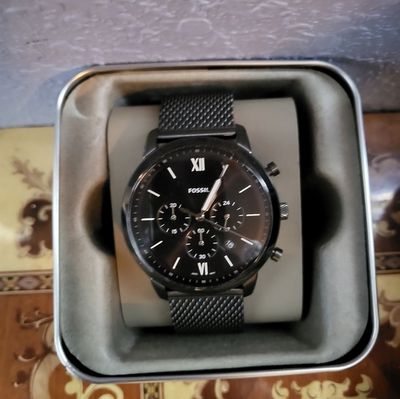 Fossil Watch - Picture 2 of 4